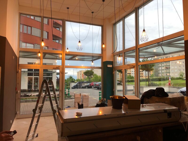Established pizzeria with ice cream, 80 m², Prague 5 – Stodůlky